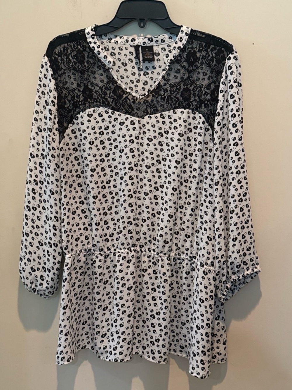 new directions Black & White Lace Yoke Peplum Tunic